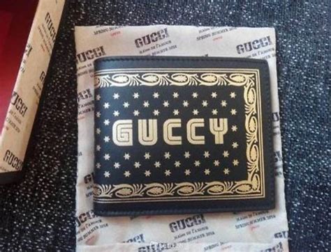 tutti portafoglio gucci